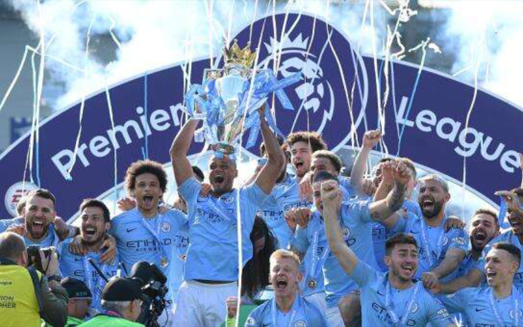 特谢拉在比 特谢拉在比