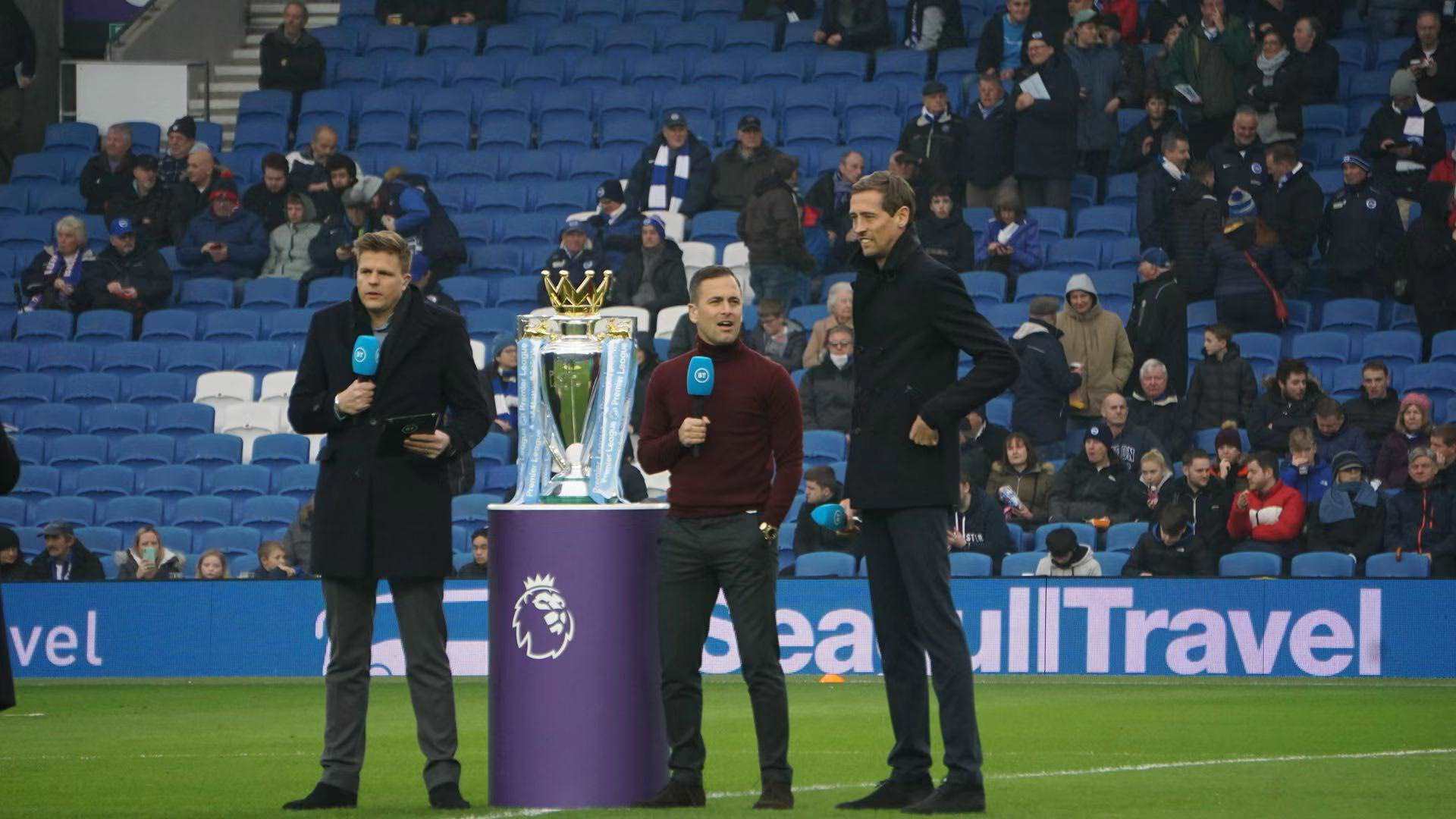 中的竞争压 中的竞争压