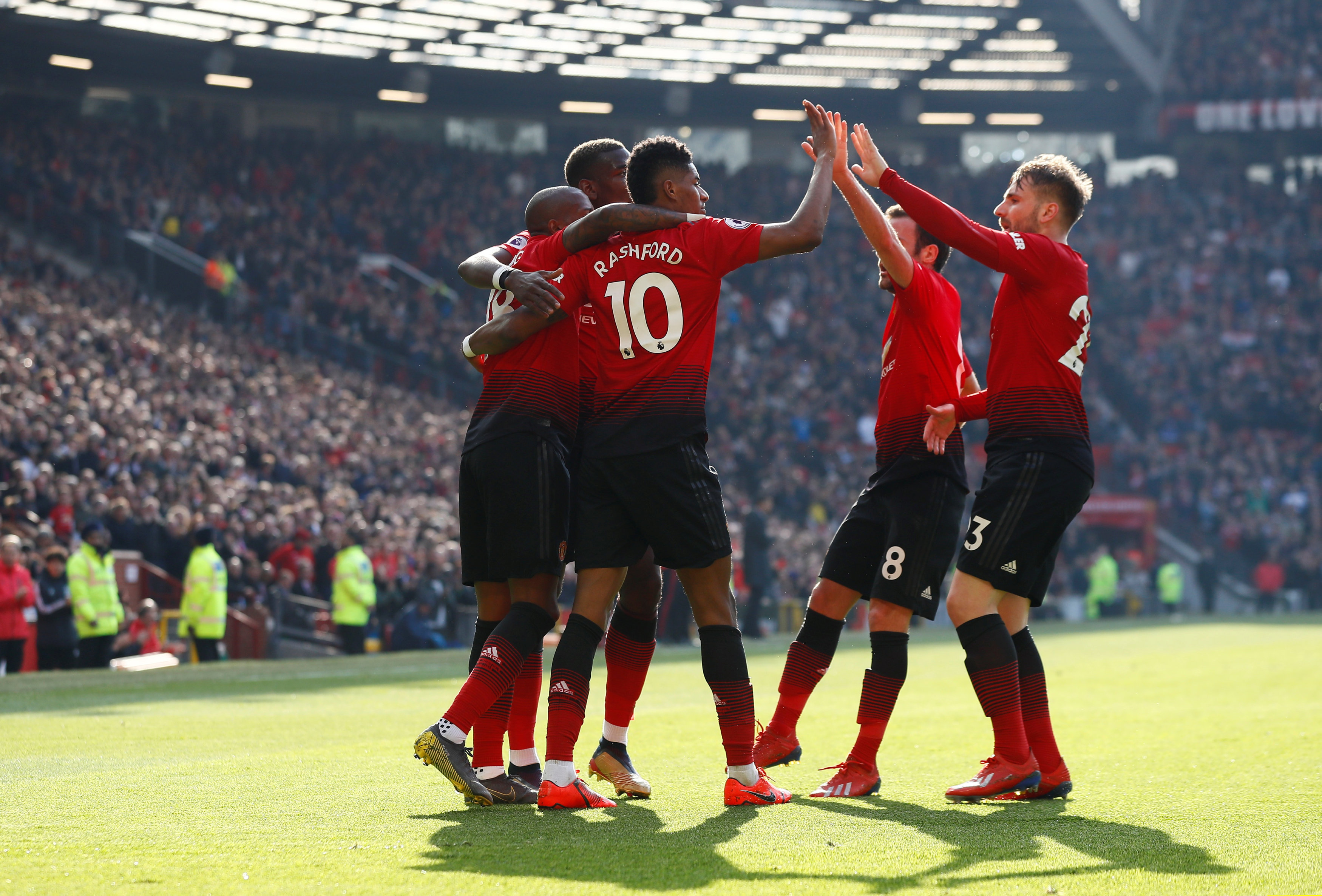 贝林厄姆过 贝林厄姆过